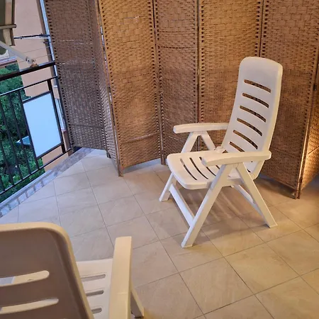 Nocleg ze śniadaniem Brezza Marina 3*