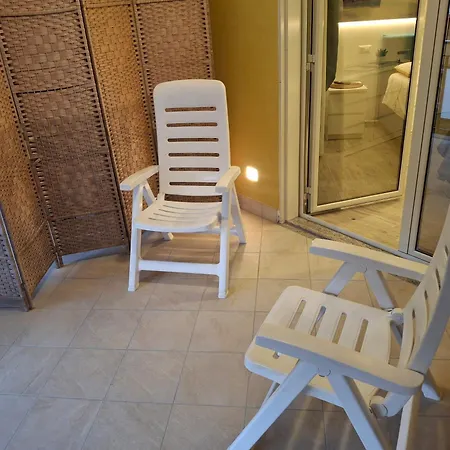 Bed and breakfast Brezza Marina 3*