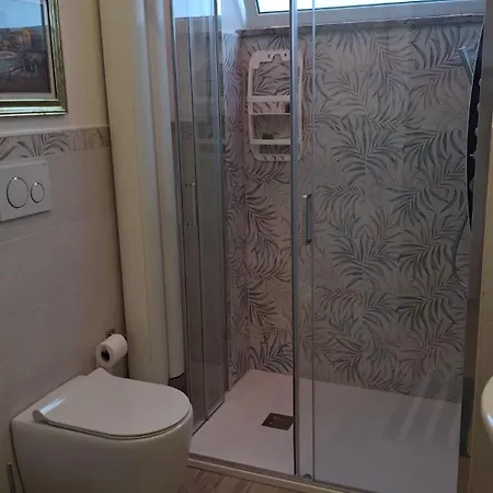 Nocleg ze śniadaniem Brezza Marina 3*