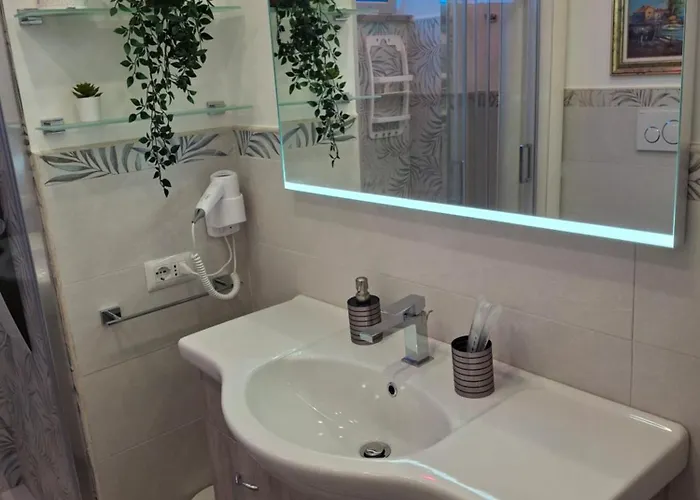 Brezza Marina 住宿加早餐酒店 3*